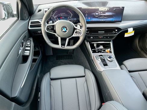 New 2026 BMW 330i Sedan w/ M Sport Package RWD image 17