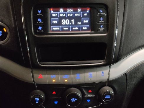 Used 2018 Dodge Journey SE w/ Popular Equipment Group FWD image 25