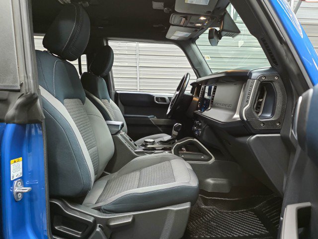 Used 2022 Ford Bronco Outer Banks AWD/4WD image 15