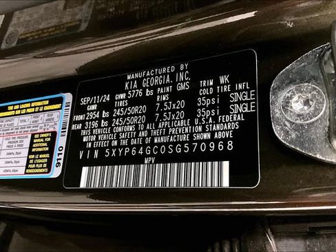Used 2025 Kia Telluride S FWD image 40