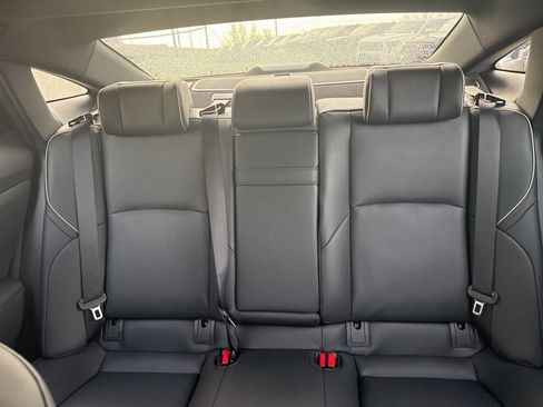 Used 2023 Toyota Crown Limited image 25