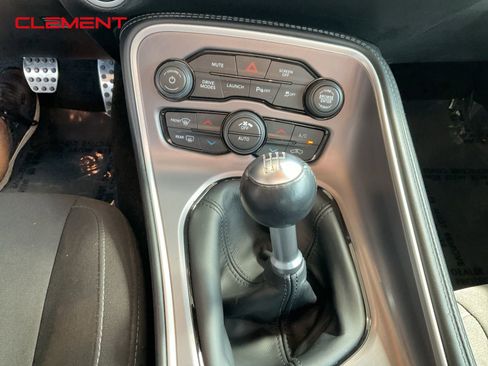 Used 2022 Dodge Challenger R/T Scat Pack w/ Driver Convenience Group image 11