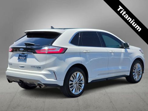 Used 2020 Ford Edge Titanium w/ Equipment Group 301A AWD/4WD image 8