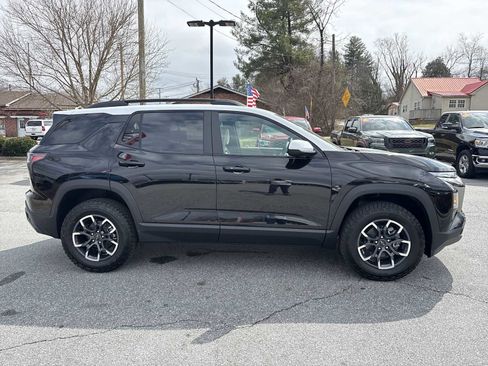 New 2026 Chevrolet Equinox ACTIV w/ Convenience Package III AWD/4WD image 9