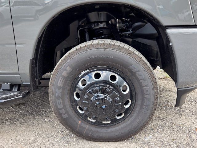 New 2027 RAM 3500 Big Horn AWD/4WD image 11