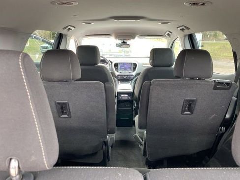 Used 2023 GMC Acadia SLE w/ Driver Convenience Package AWD/4WD image 31