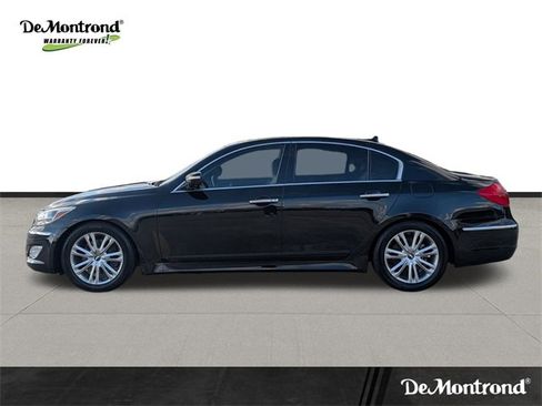 Used 2012 Hyundai Genesis 3.8 w/ Premium Pkg image 8