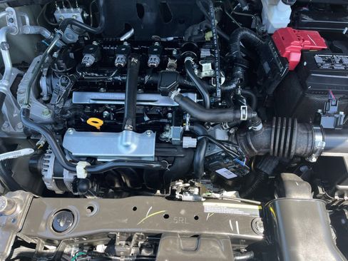 Used 2025 Nissan Versa SV FWD image 32