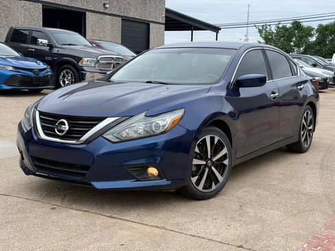 Used 2018 Nissan Altima 2.5 SR FWD image 3