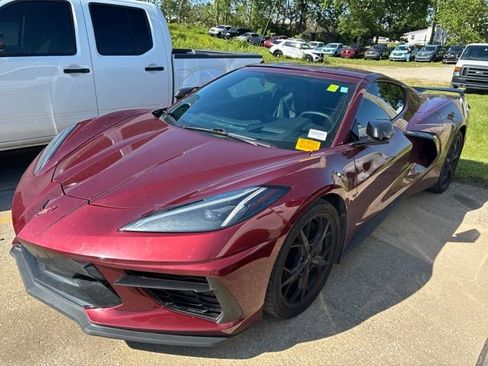 Used 2020 Chevrolet Corvette Stingray Preferred Cpe w/ 2LT Preferred Equipment Group RWD image 3