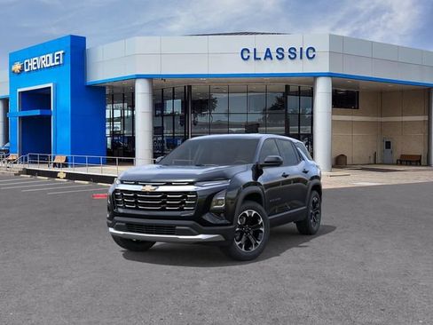 New 2027 Chevrolet Equinox LT w/ Convenience Package II FWD image 8