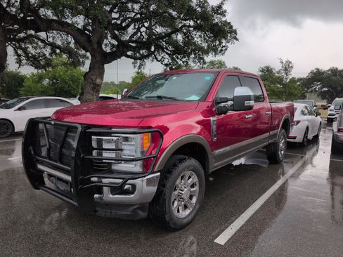 Used 2019 Ford F250 King Ranch w/ King Ranch Ultimate Package AWD/4WD image 1