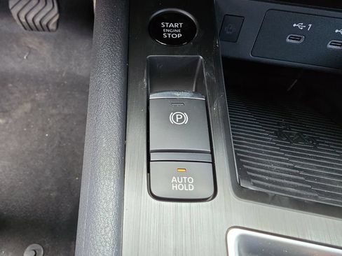 New 2026 Nissan Kicks SV w/ Cold Weather Package FWD image 35