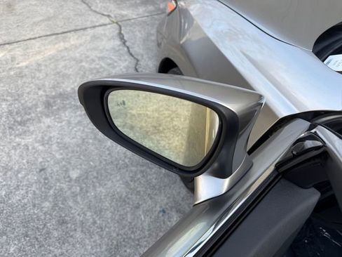 Used 2017 Lexus ES 350 w/ Premium Package image 13