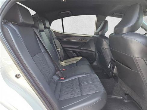 Used 2025 Toyota Camry XSE FWD image 18