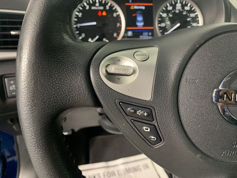 Used 2019 Nissan Sentra SV FWD image 16
