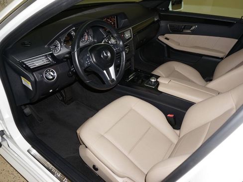 Used 2012 Mercedes-Benz E 350 Sedan image 8