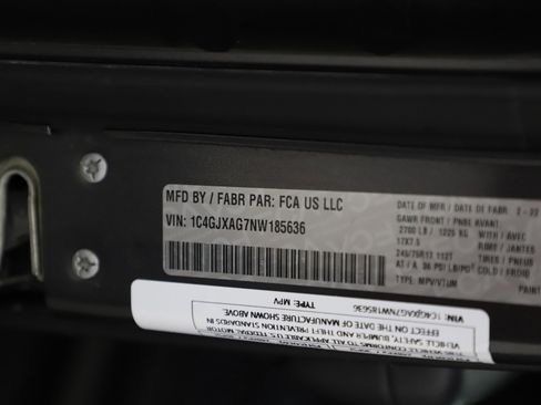 Used 2022 Jeep Wrangler Sport S image 24