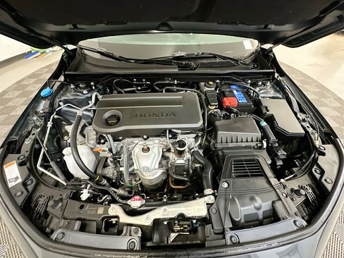 Used 2025 Honda Civic Sport image 33