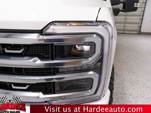 Used 2024 Ford F250 Platinum w/ Tremor Off-Road Package AWD/4WD image 8