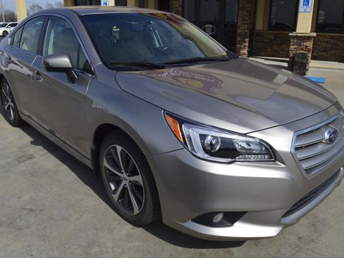 Used 2016 Subaru Legacy 2.5i Limited image 7