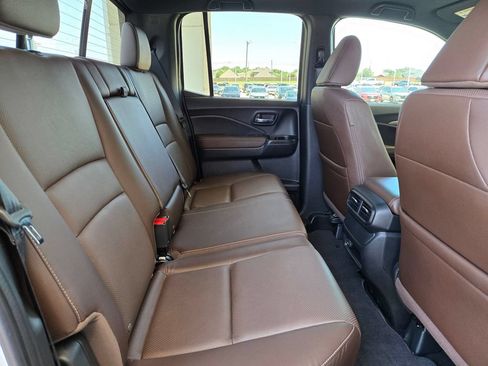 Certified 2025 Honda Ridgeline RTL image 24