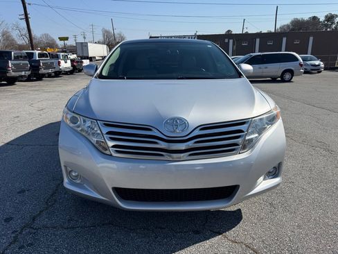 Used 2009 Toyota Venza AWD image 2