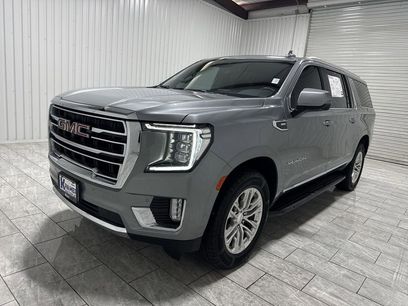 Used 2023 GMC Yukon XL SLT w/ SLT Premium Package