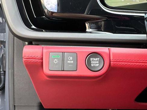 New 2026 Porsche Panamera image 25