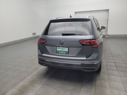 Used 2022 Volkswagen Tiguan SE FWD image 7