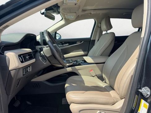 Used 2022 Lincoln Nautilus Reserve AWD/4WD image 9