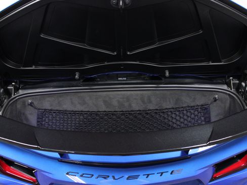 Used 2024 Chevrolet Corvette Stingray Preferred Conv w/ Z51 Performance Package RWD image 13