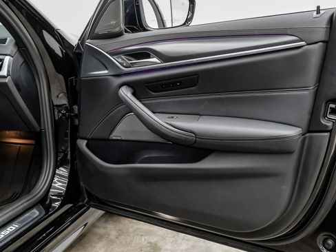 Used 2023 BMW M550i xDrive w/ Executive Package image 48