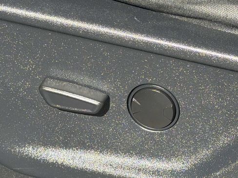 Used 2024 Ford F150 XLT w/ Mobile Office Package image 20