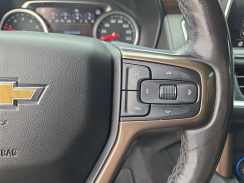 Used 2021 Chevrolet Tahoe High Country w/ Premium Package AWD/4WD image 18