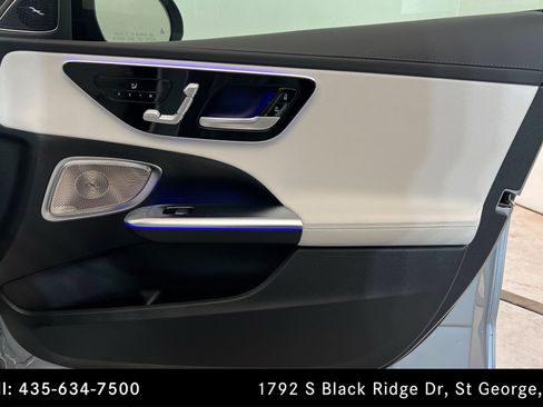 Used 2025 Mercedes-Benz C 300 4MATIC Sedan image 22
