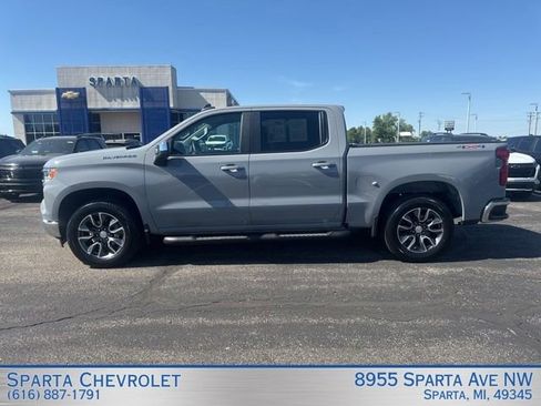 Used 2024 Chevrolet Silverado 1500 LT AWD/4WD image 6