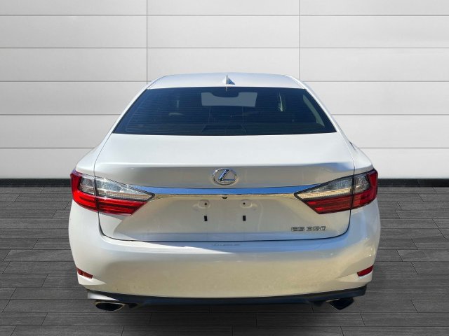 Used 2017 Lexus ES 350 w/ Accessory Package 2 FWD image 3