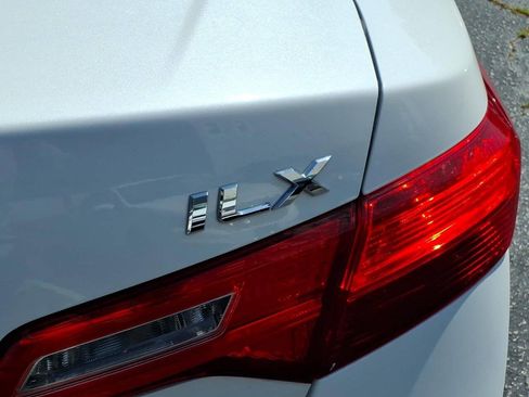 Used 2014 Acura ILX FWD image 5