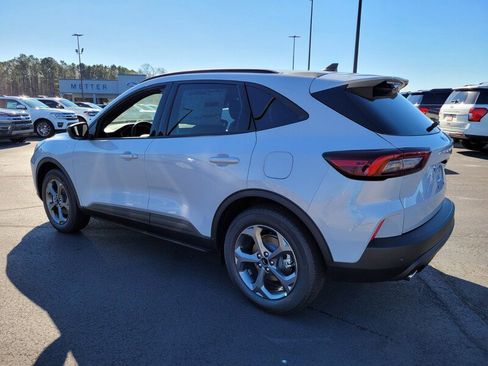 New 2025 Ford Escape ST-Line w/ Tech Pack #1 image 32