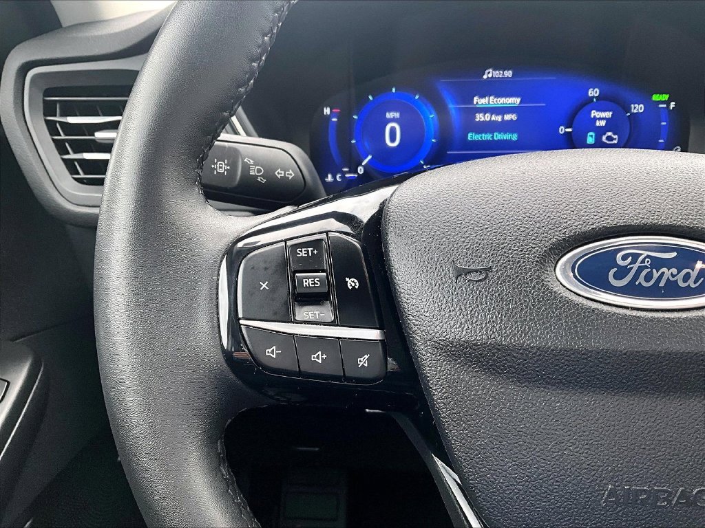 Used 2022 Ford Escape SEL w/ Technology Package AWD/4WD image 14