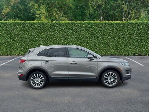 Used 2017 Lincoln MKC Reserve image 2