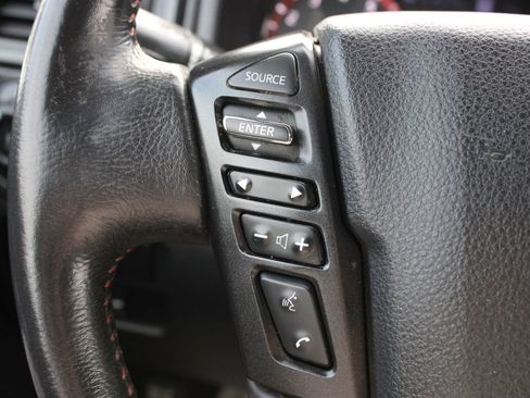 Used 2021 Nissan Titan PRO-4X w/ Pro-4x Convenience Package AWD/4WD image 35