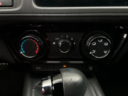 Used 2022 Honda HR-V Sport image 23