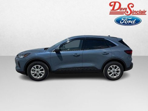Used 2023 Ford Escape Active w/ Tech Pack #2 AWD/4WD image 10
