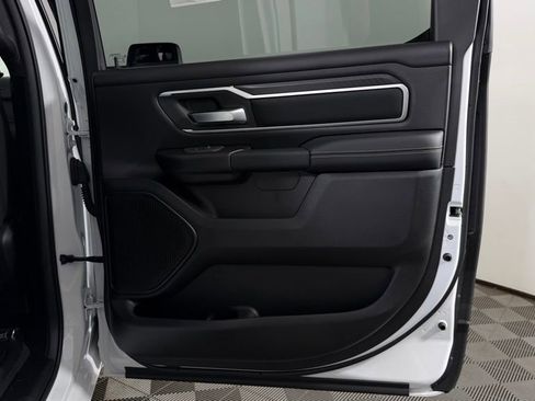 New 2026 RAM 1500 4x4 Crew Cab image 28