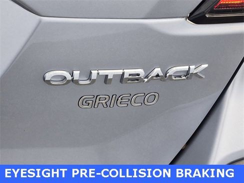 Used 2025 Subaru Outback Limited image 8