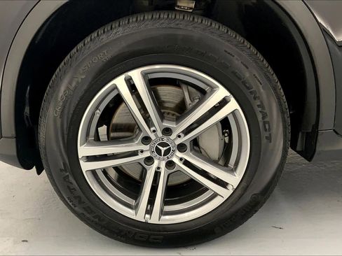 Certified 2022 Mercedes-Benz GLC 300 image 8