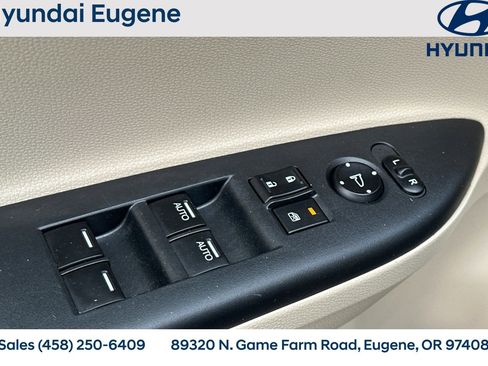 Used 2017 Honda Accord Touring image 15