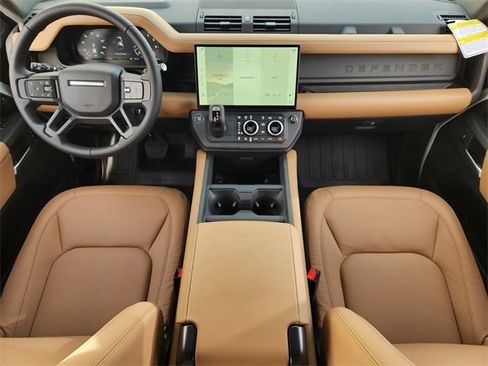 New 2026 Land Rover Defender 110 X-Dynamic SE image 19